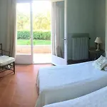 Large Family 400m Ferienhaus Port Grimaud
